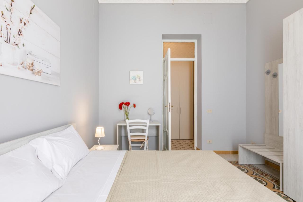 Stazione Notarbartolo Bright & Cozy Apartment Palermo Exterior foto